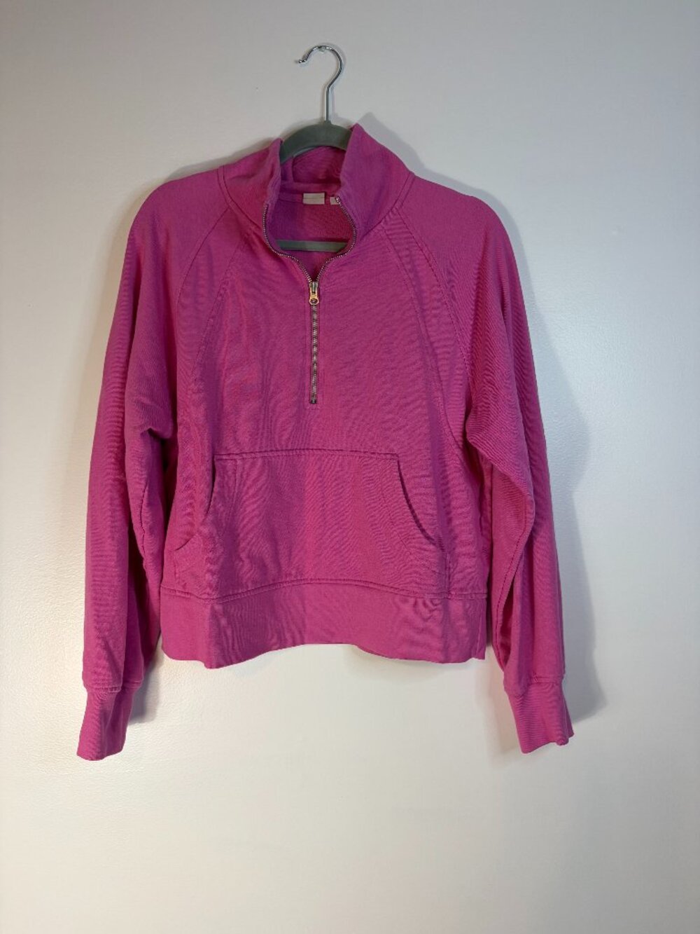 GAP Hot Pink Long Sleeve Cropped Pullover Sweater